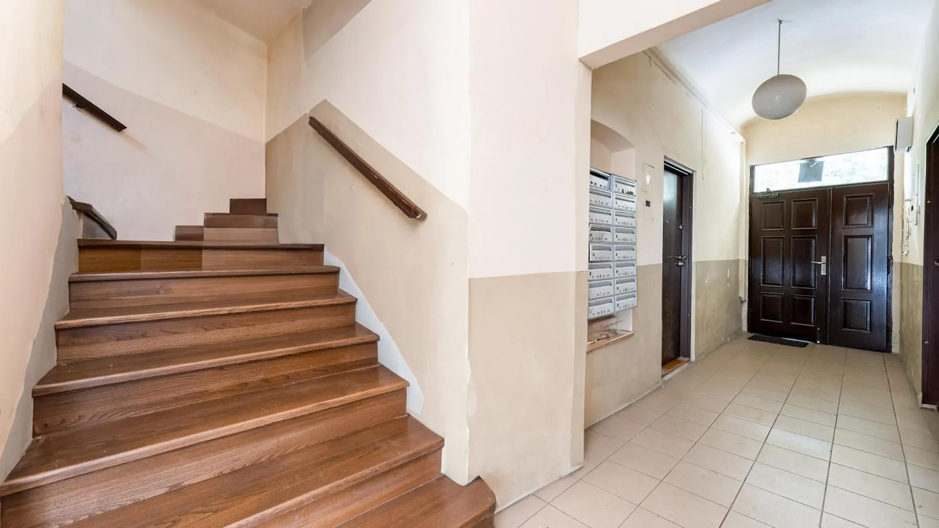 Planty Nowackiego Chic Apartment Krakow Poland